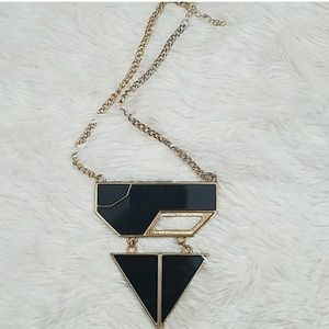 Geometric statement necklace